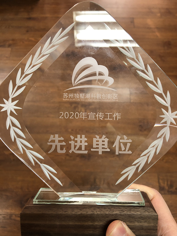 1800564749_副本.jpg